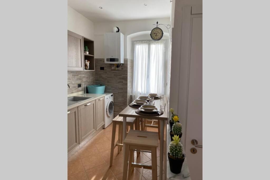 La Casa Comoda 1 Appartement Genua Buitenkant foto