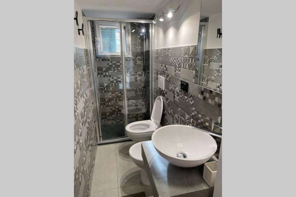 La Casa Comoda 1 Appartement Genua Buitenkant foto