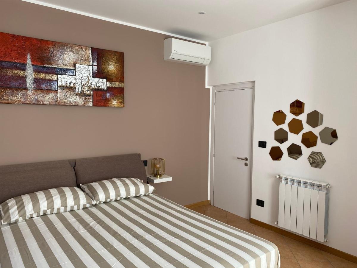 La Casa Comoda 1 Appartement Genua Buitenkant foto